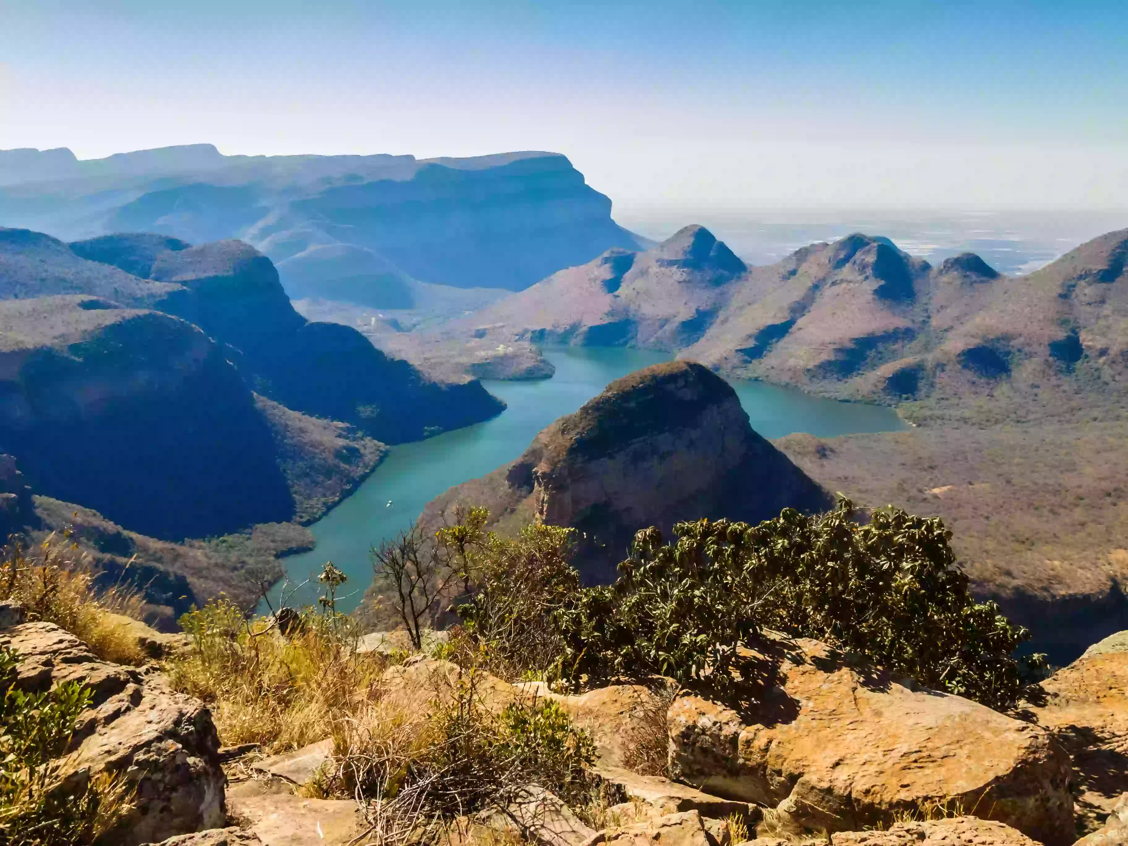 The-Blyde-River Canyon-South-Africa-travelwzus